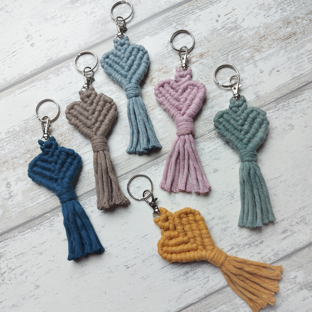 macrame-keyring