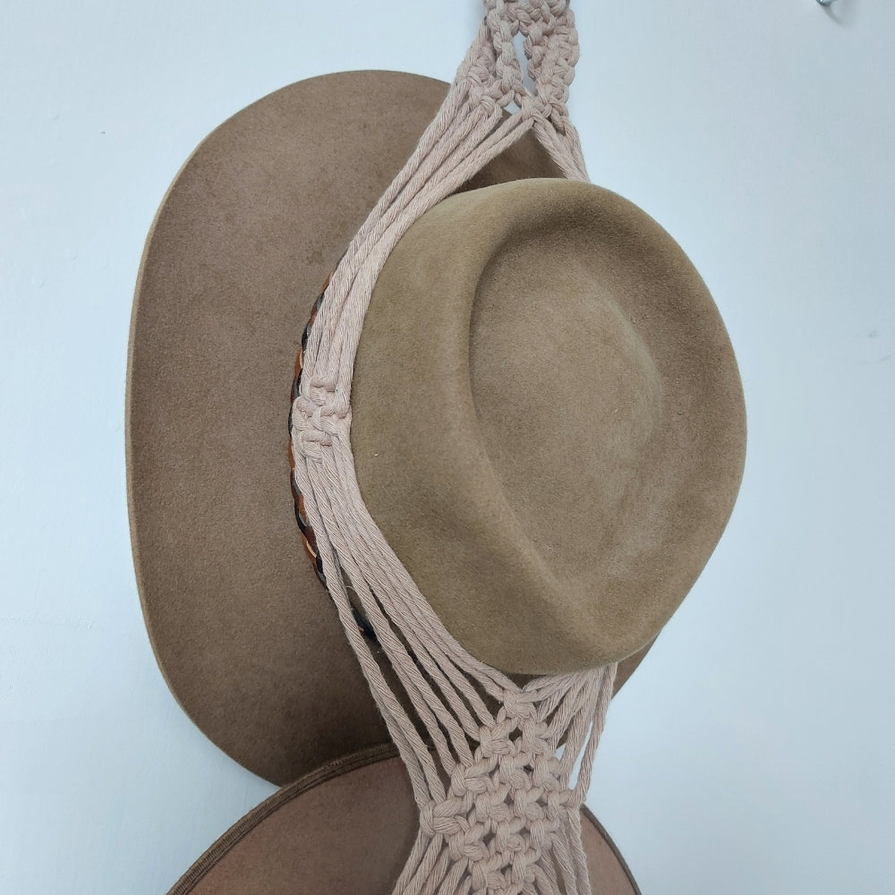 macrame-hat-hanger