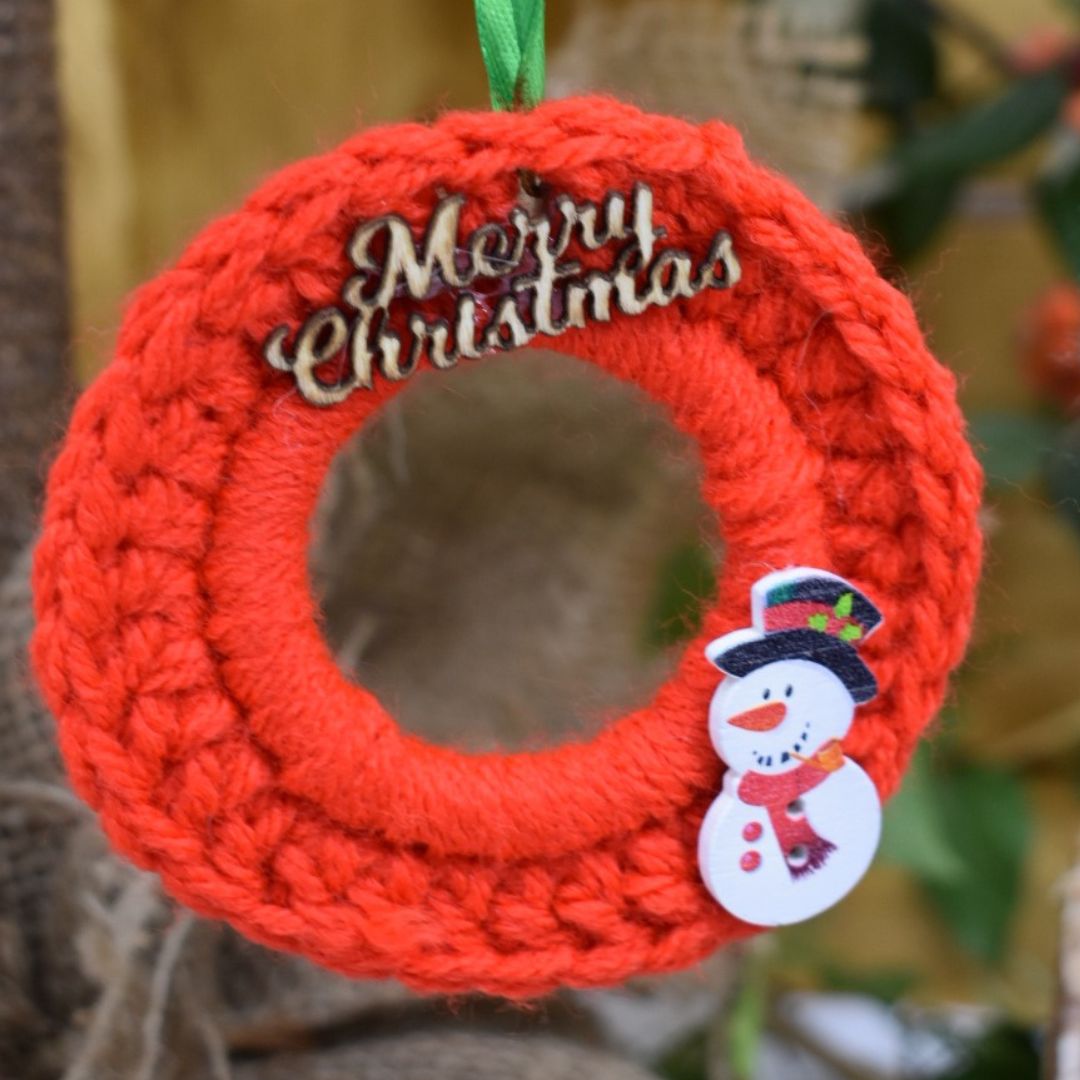 mini-christmas-wreaths