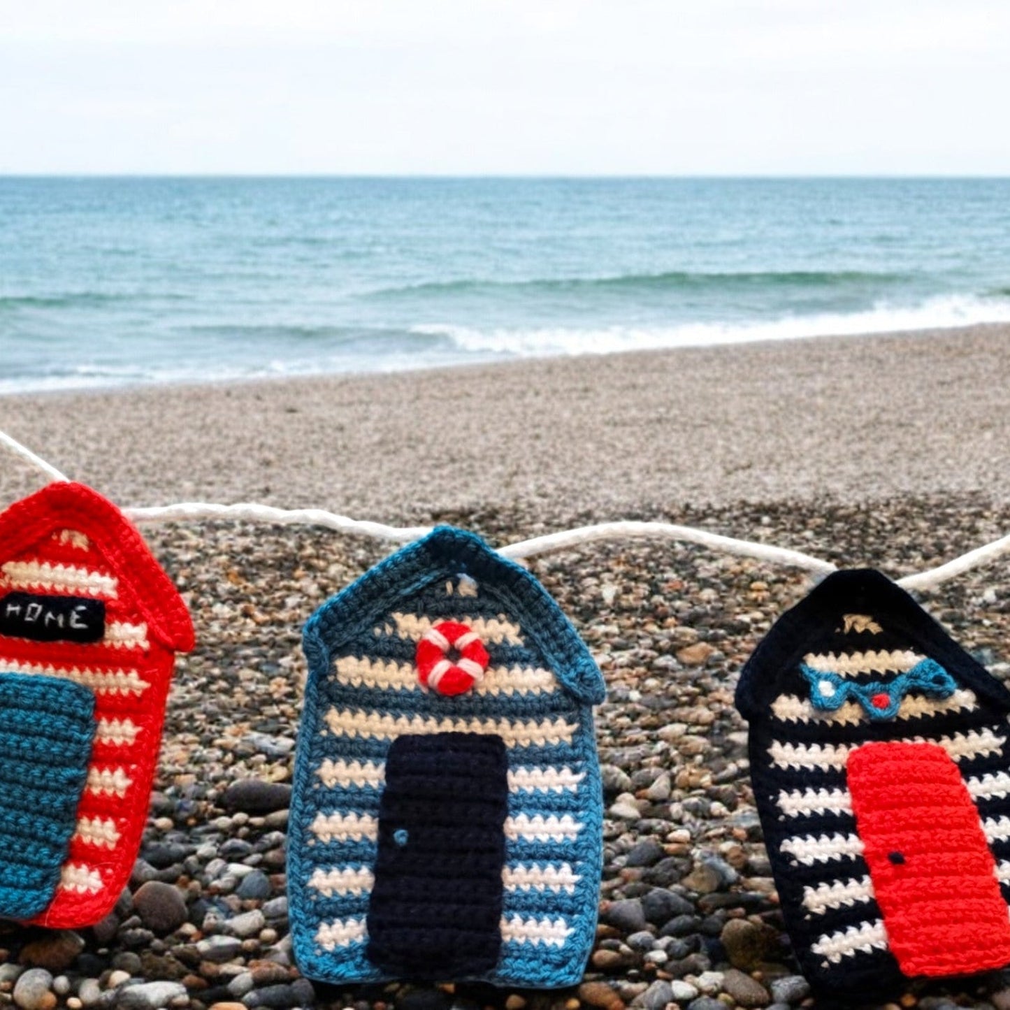 beach hut bunting