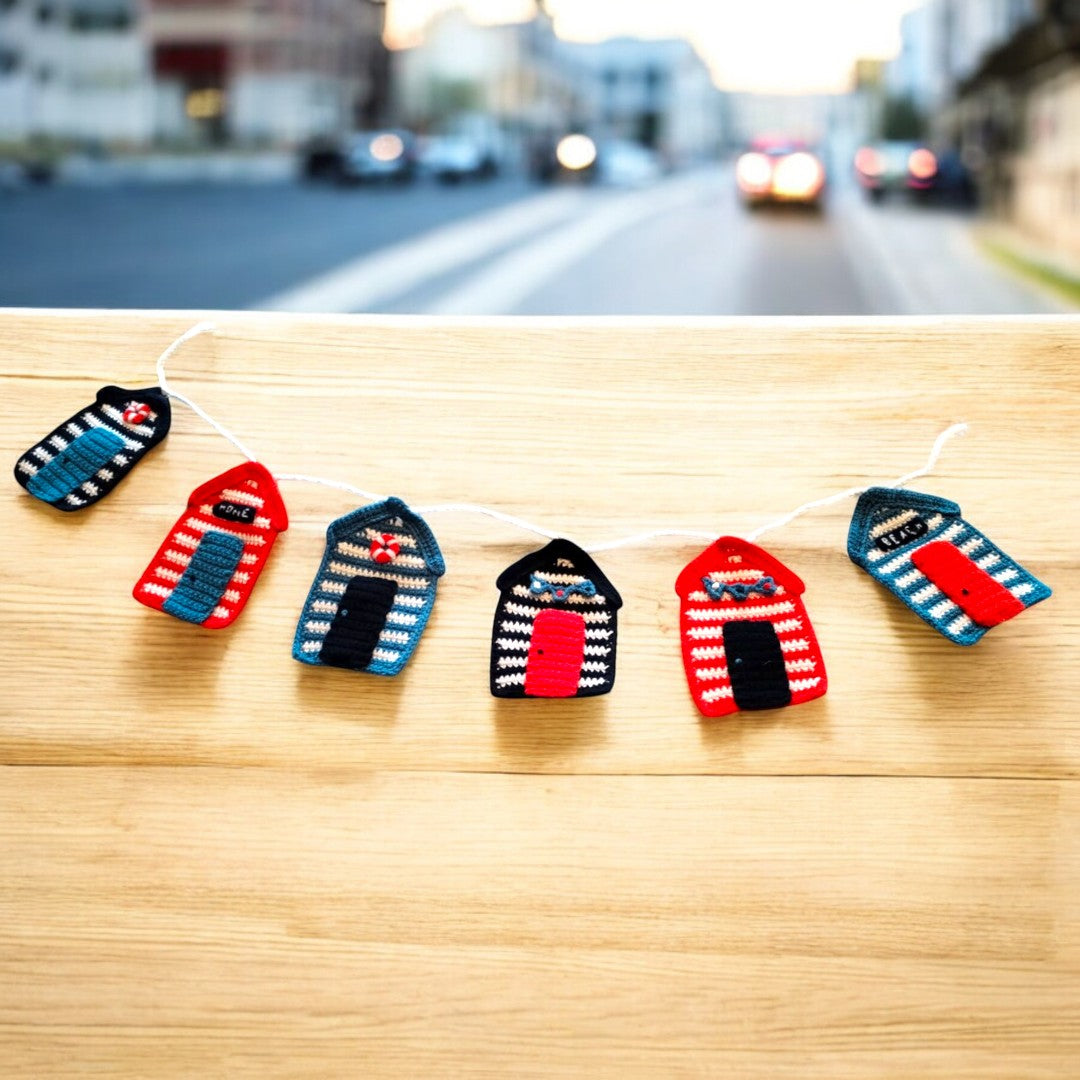 beach hut bunting