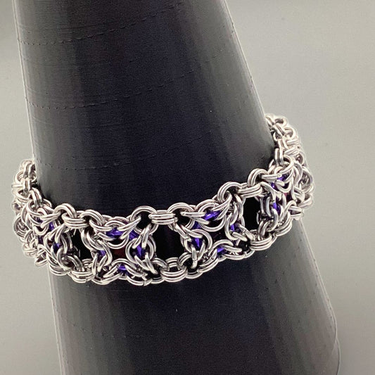 Byzantine Weave Chainmail | Byzantine Chainmaille Bracelet