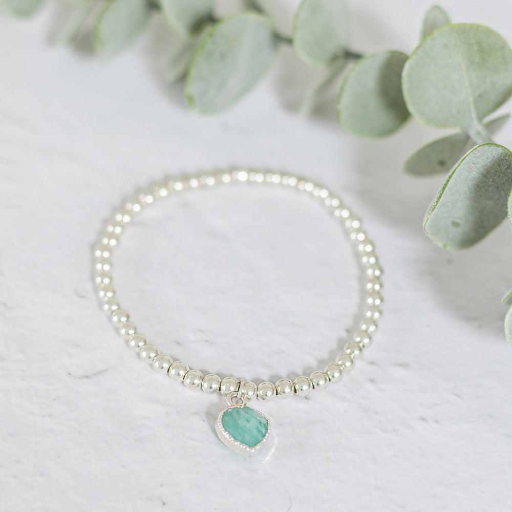 heart-charm-bracelet