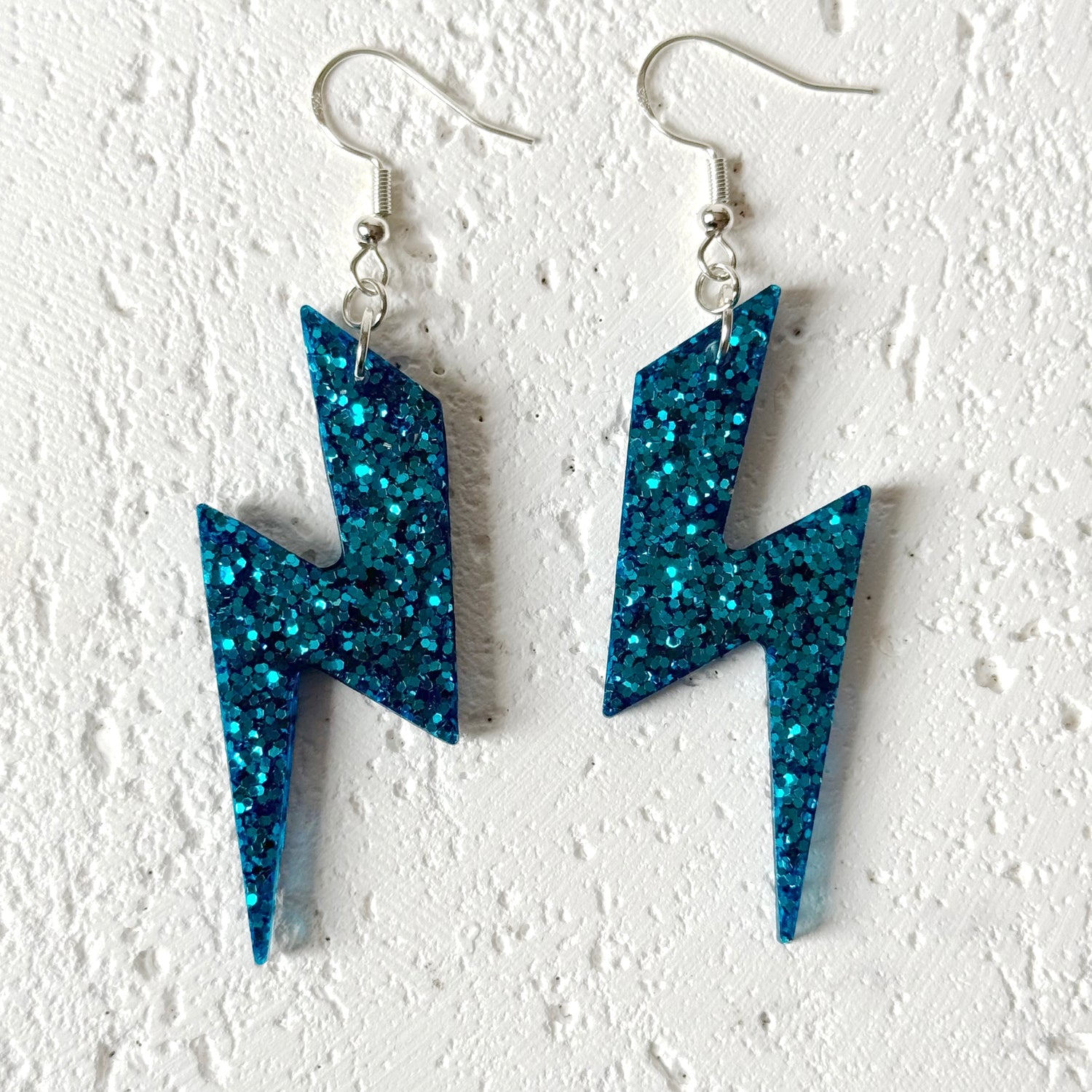 lightening bolt resin earrings 