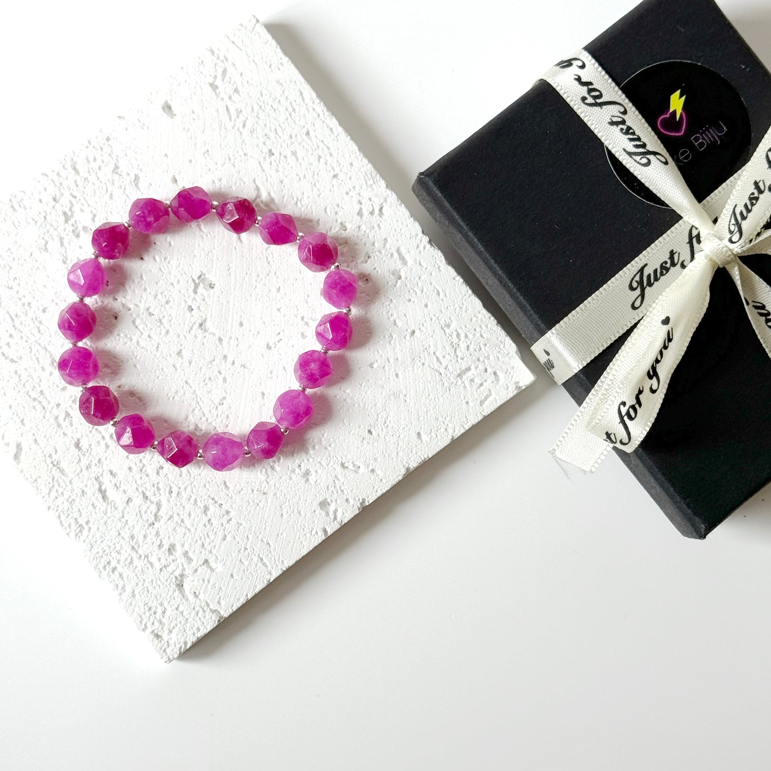 pink natural stone bracelet