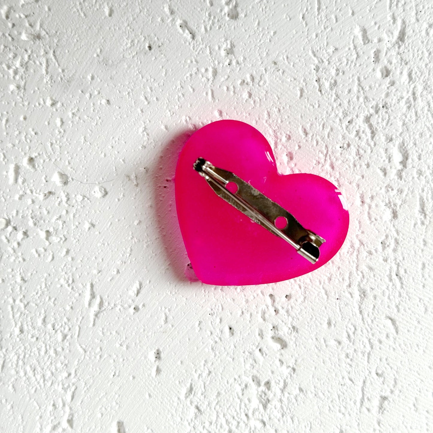 pink heart resin brooch