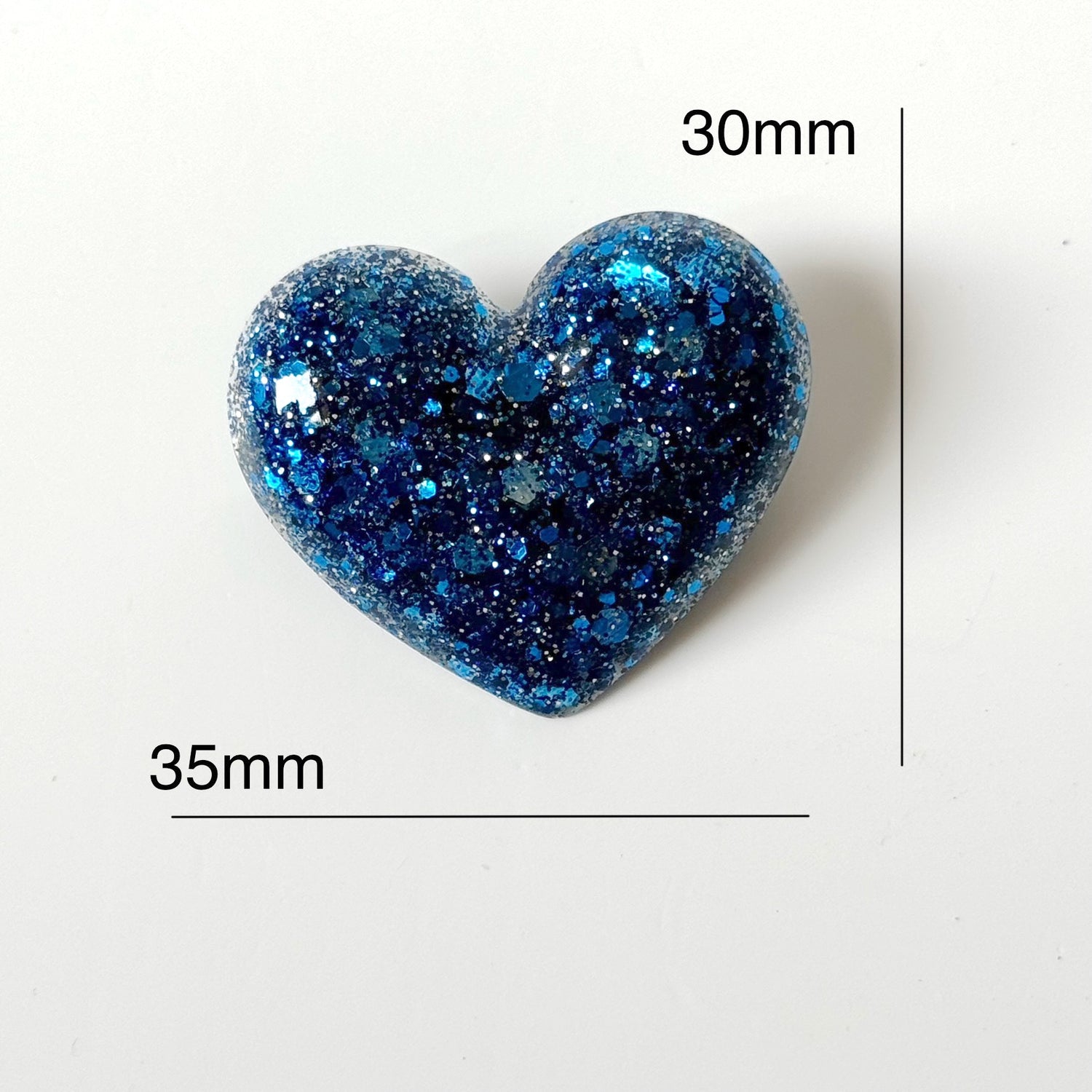 heart resin brooch