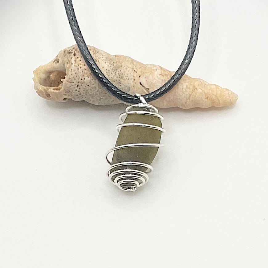 wire wrapped sea glass necklace