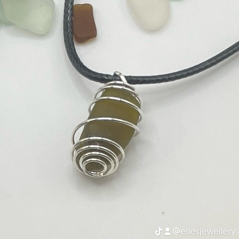 wire wrapped sea glass necklace