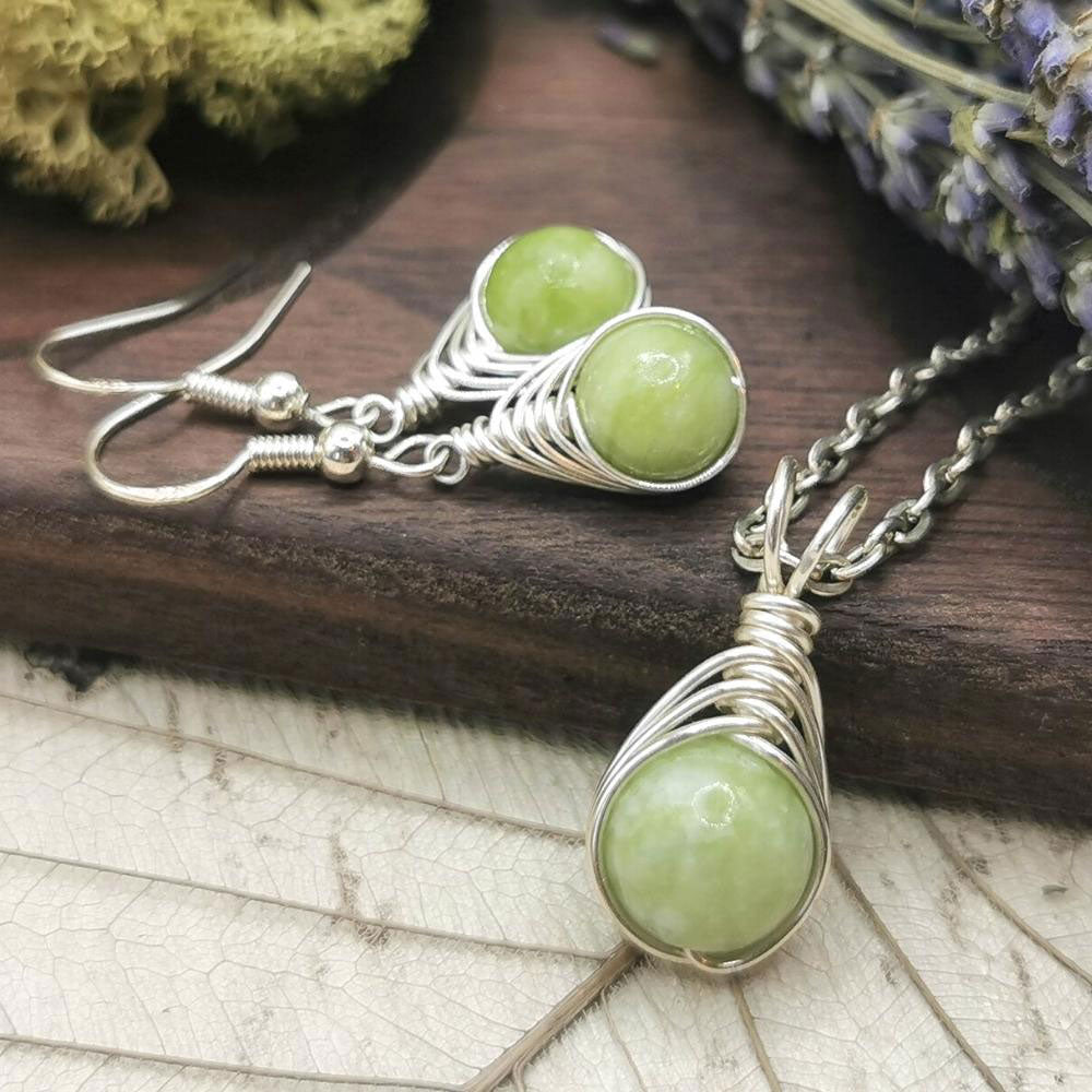 peridot necklace and earrings