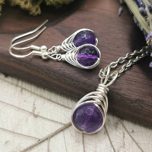 purple-stone-necklace
