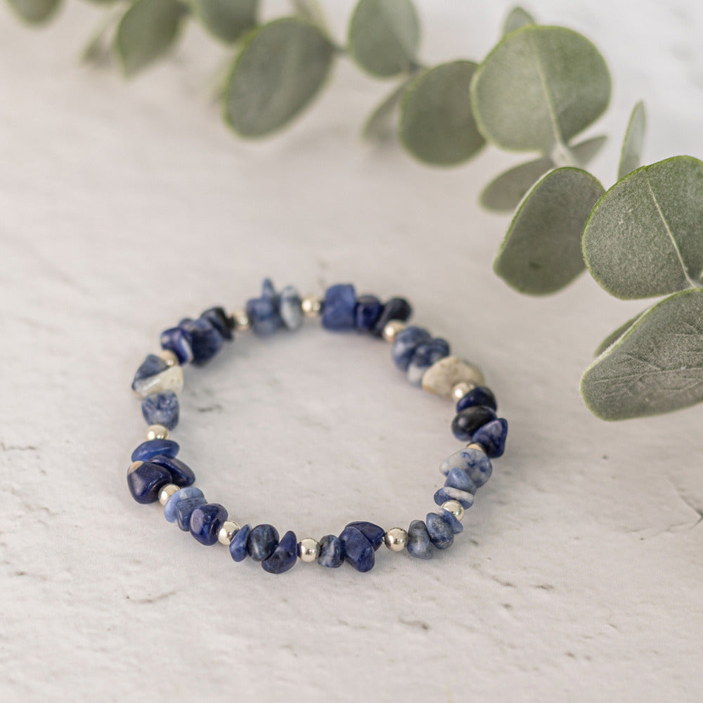 sodalite-gemstone-bracelet