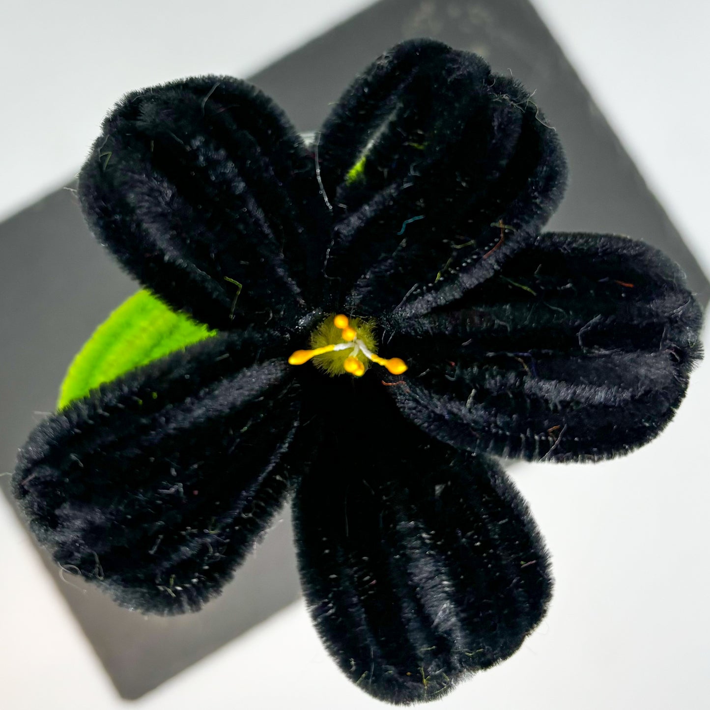 pipe cleaner lily