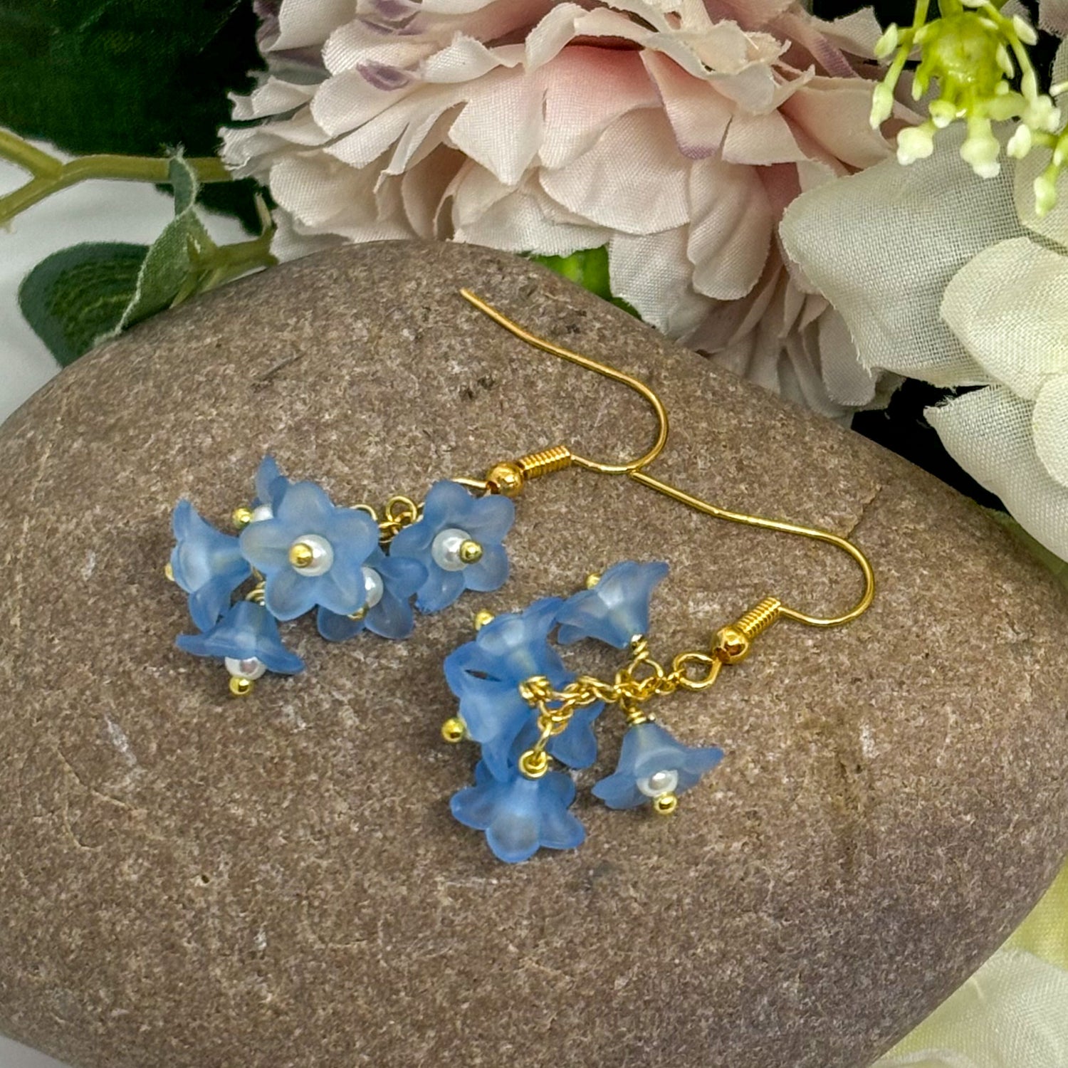 dangle-flower-earrings