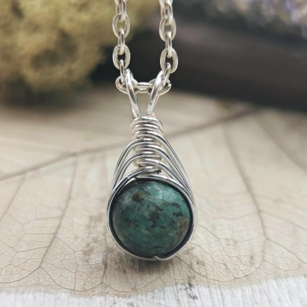 mothers-birthstone-pendant