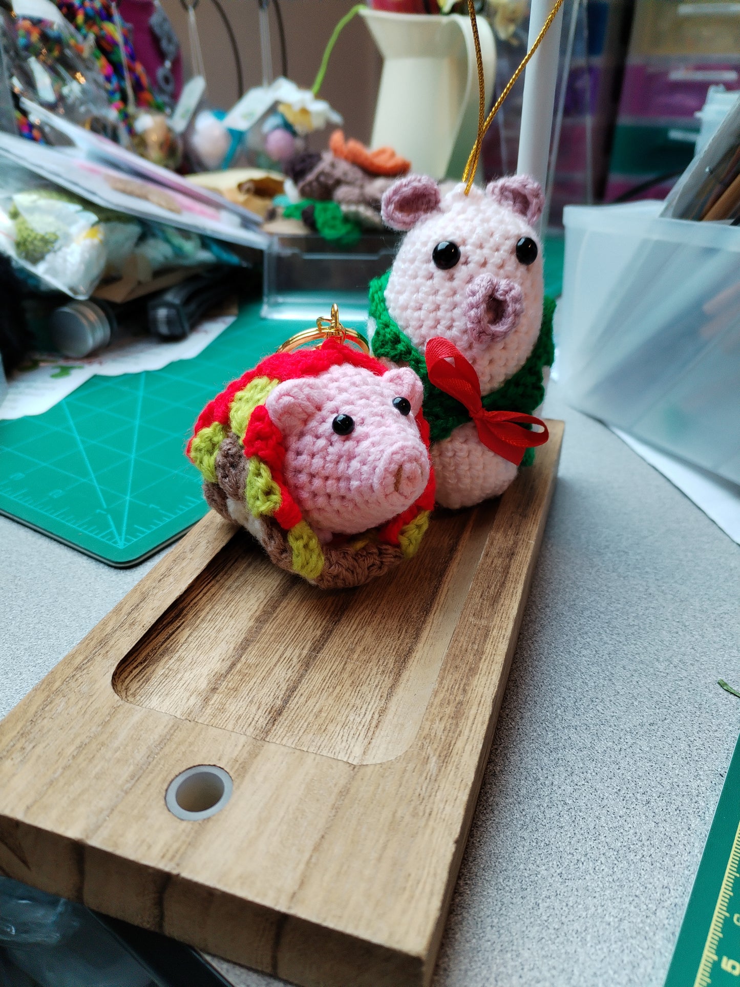 Crochet Christmas Decorations | Crochet Pigs in Blankets