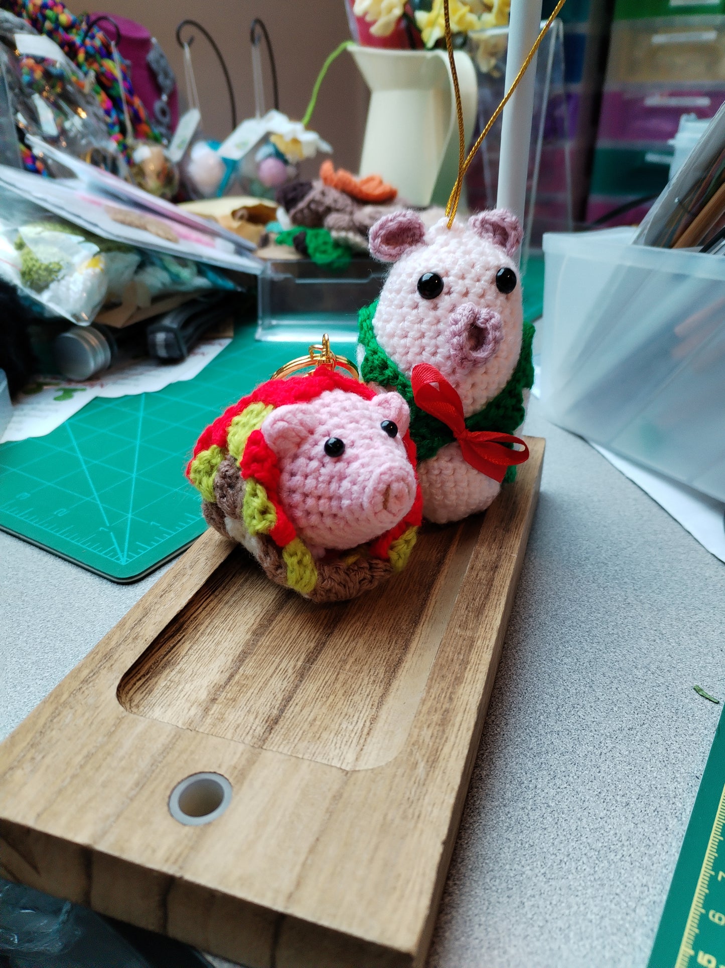 Crochet Christmas Decorations | Crochet Pigs in Blankets