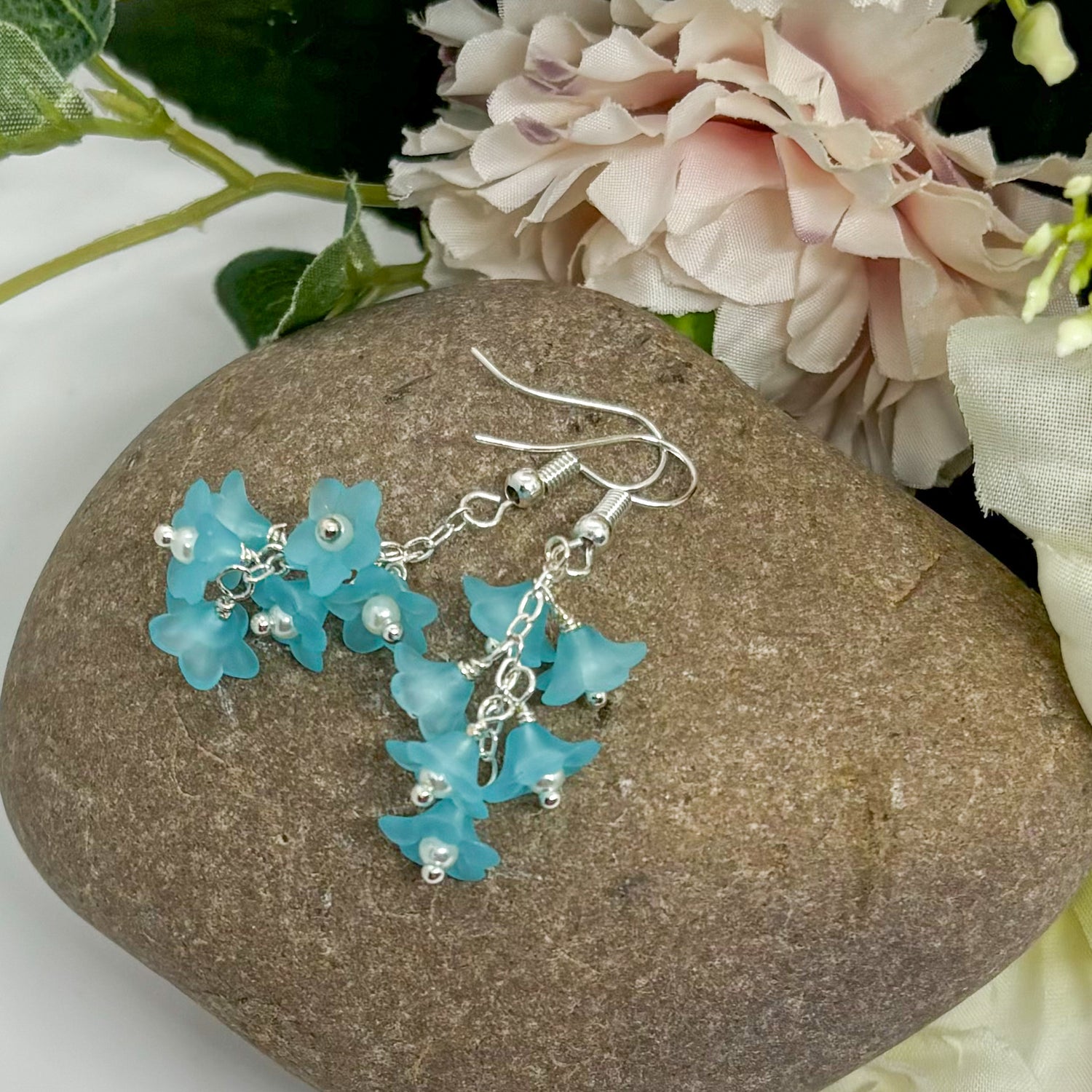 dangle-flower-earrings