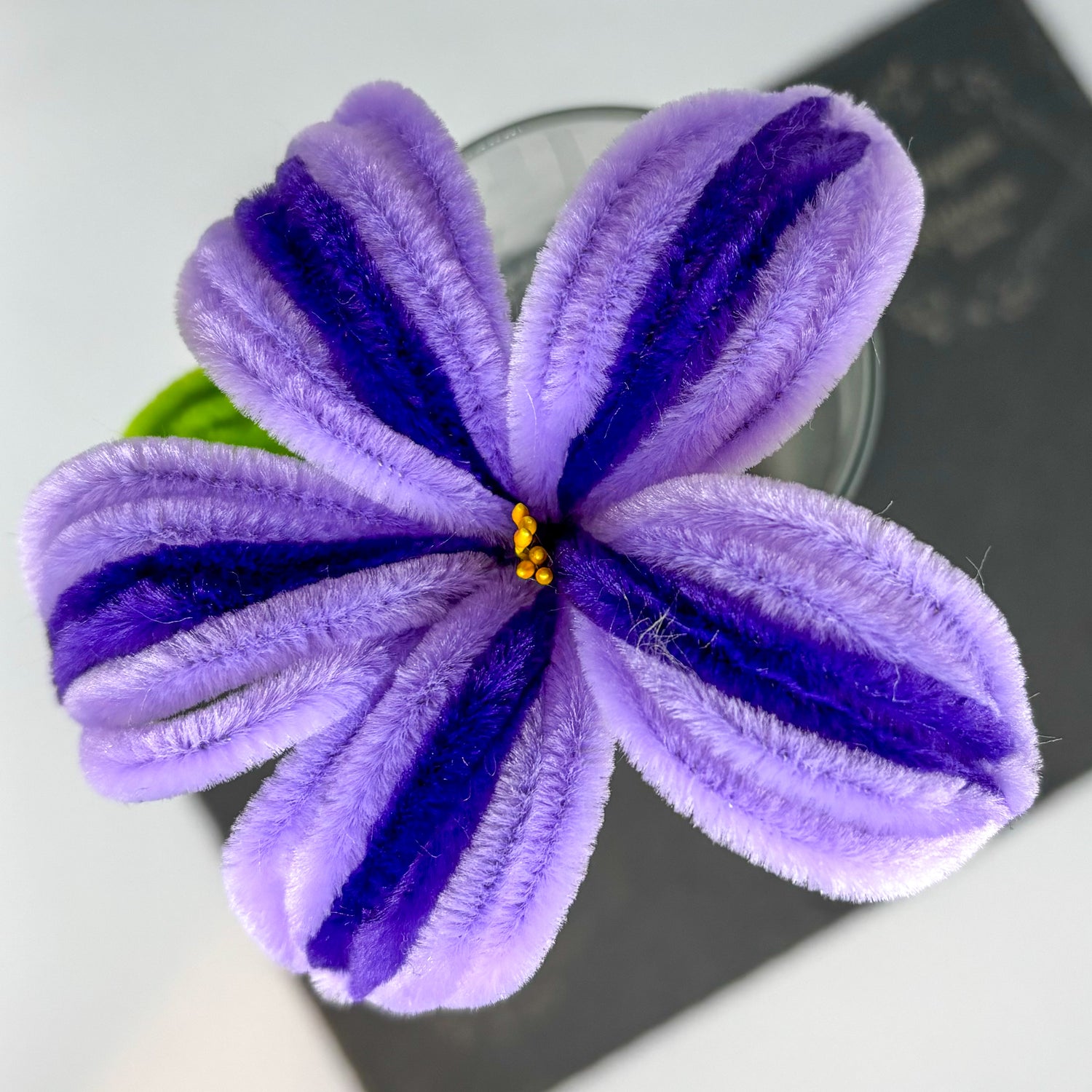 pipe cleaner lily