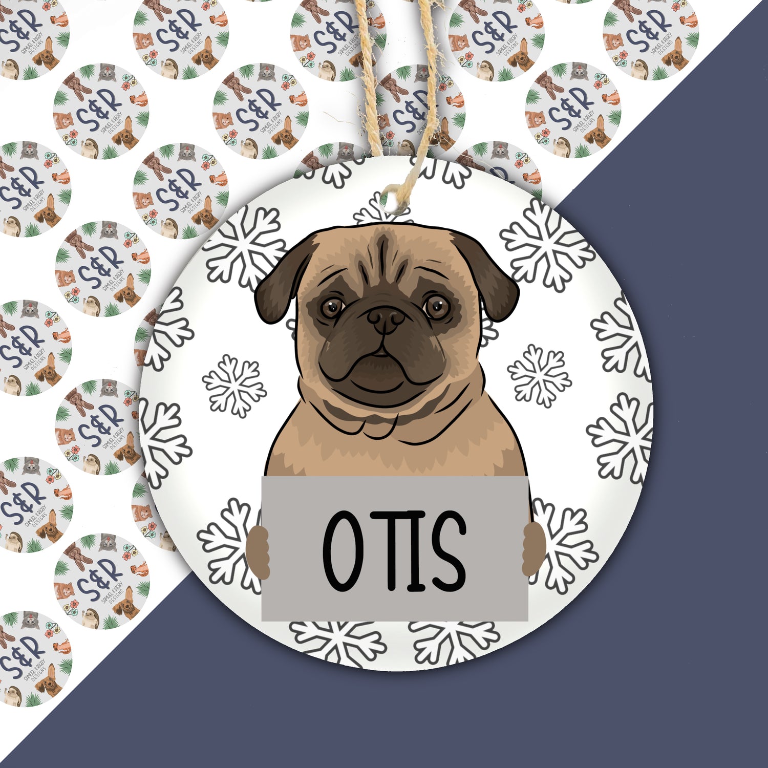 pug-christmas-bauble